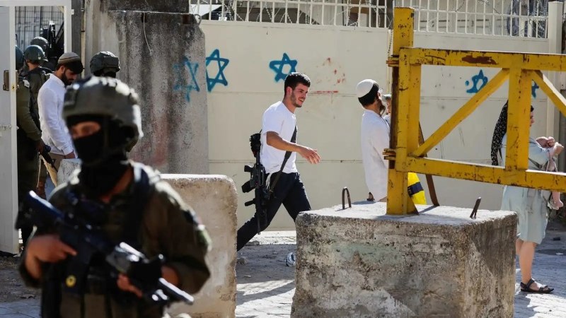 Settlers attack Hebron area, injuring Palestinians.