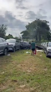 ❗️🇺🇸🇧🇷 Reports indicate American singer Oliver Tree, was among those killed in a helicopter crash in Rio de Janeiro.Follow us -> LiveLeak