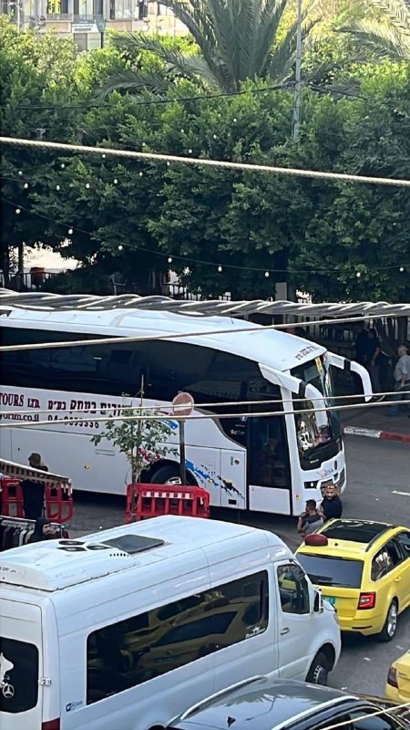 The Yallah Ali Nablus initiative receives 12 buses from us in the occupied Palestinian territories