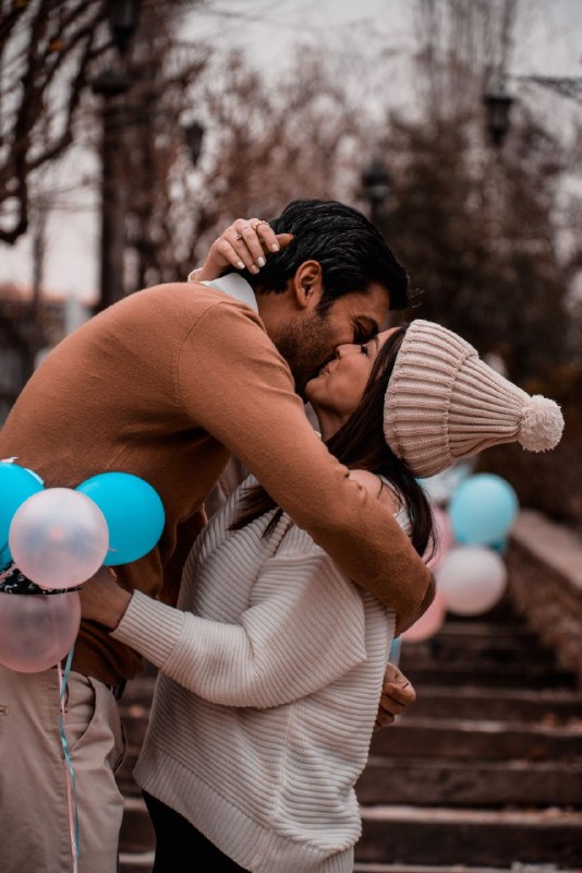 🧚‍♀کانال لایک وگیف🧚‍♀: عاشقانه بامن باش..عشق فقط کنارهم بودن نیست..فقط حرف عاشقانه نیست..فقط ظاهرنیست..عاشق که باشی..حتی اگر نباشم.. تـو عاشقان