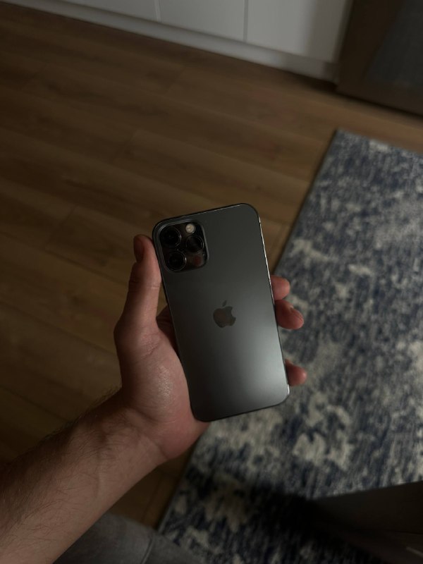 Продам iPhone 12Pro 256gb — фото 1