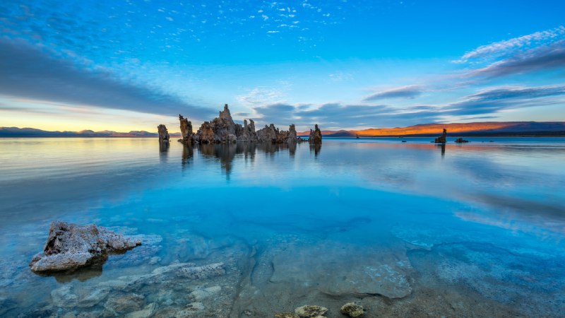 The rise of tufaTufa formations in Mono Lake, California (© Susanna Patras/TANDEM Stills + Motion)