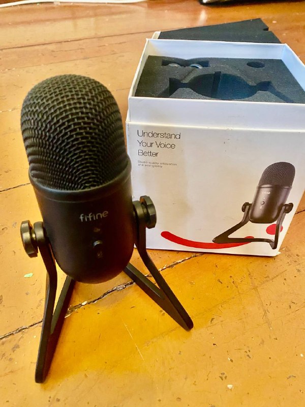 Микрофон/аудиокарта для подкастов — 70 лари