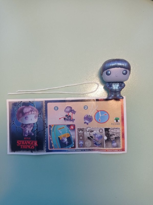 Продаю фигурку Kinder joy Stranger things Уилл из изнанки — фото 1