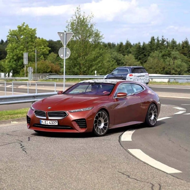 Ну наконец-то! Speedtop сбросил камуфляж — и это не просто вагон, а двухдвер