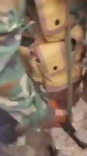 חדש: קבוצות חמושות באל-דלע'ה, תימן - המתוארות כשרידים STC הנתמכים על ידי איחוד האמירויות הערביות ו"משפחות ש…