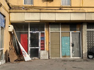 Sergili Dehqon bozorni oldida dokon srochna sotiladi