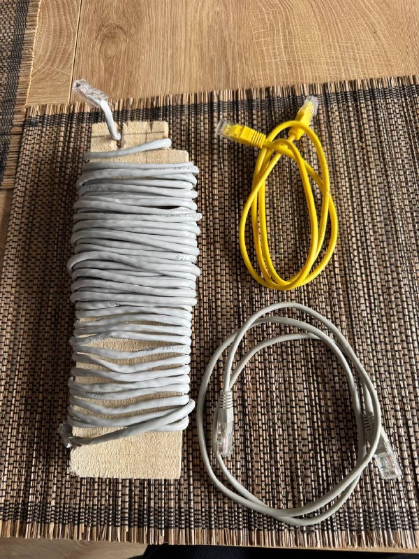 Компьютерные кабеля ( один метра 3-4, другие по метру) — фото 1