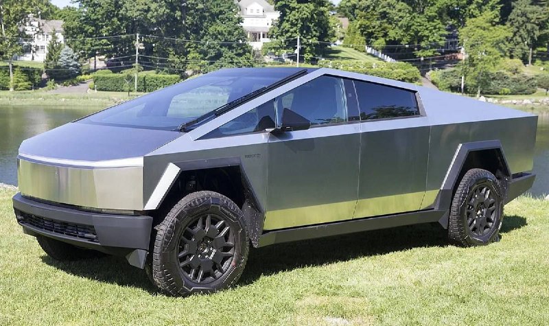 Владельцы Cybertruck массово жалуются на невозможность помыть автомобиль за 