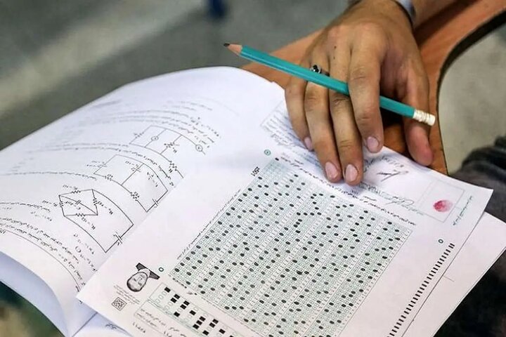 سیناپرس: ادعای فروش سؤالات کنکور کلاهبرداری استرئیس پلیس فتا فراجا:🔹همزمان با نزدیک شدن به زمان برگزاری آزمونها، مجرمان سایبری