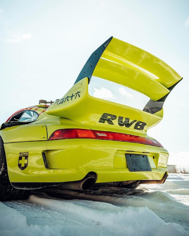 Porsche 993 RWB 5