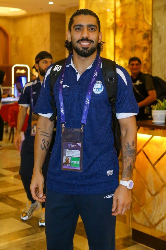 فوتبالی | Footballi.net: 📸⚽️ اعضای تیم استقلال دقایقی پیش هتل محل اقامتشان را به مقصد ورزشگاه بین‌المللی بصره برای مصاف با السد قطر ترک کردند🕐ساع