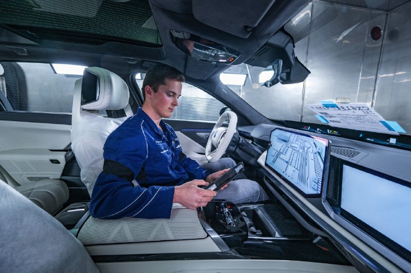 С 1 июля 2026 сборка обновлённого BMW 7er (G70 LCI) стартовала на Dingolfing — и