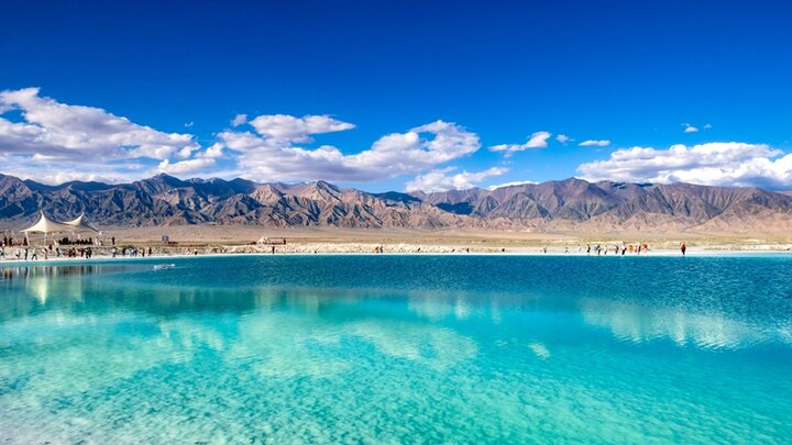 一人一車闖西域｜荒山天池