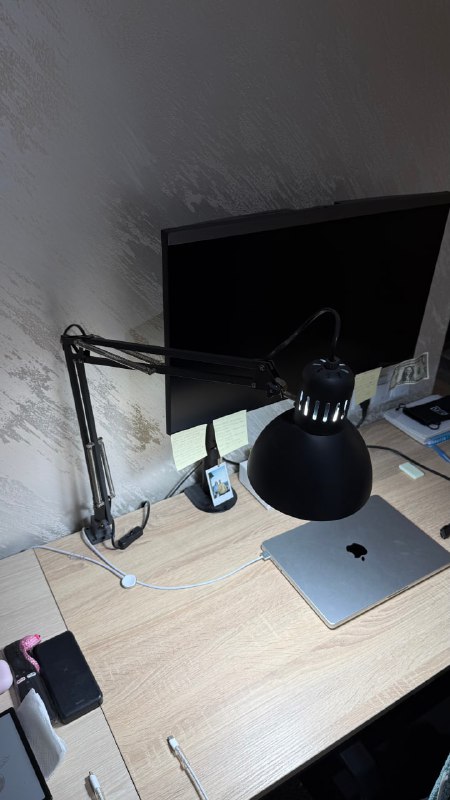 Настольная лампа — фото 1