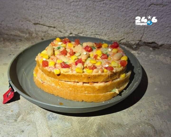🇮🇱 מתכון? המחבלים בכלא לביא ישבו ואגרו מהמעט מזון שיש להם. כף ריבה ועוד כף ריבה, פרוסת לחם ועוד פרוסת לחם…