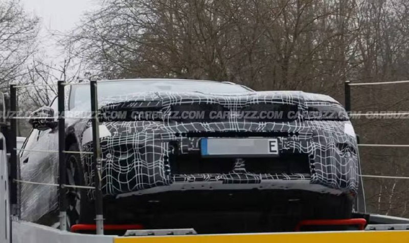 BMW вновь изменила дизайн обновлённой 5‑серии

BMW...