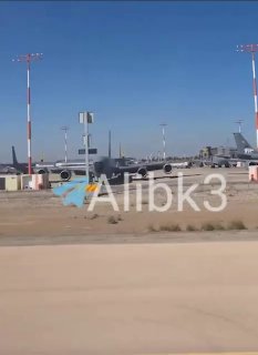 סצינות שצולמו מנתב"ג מציגות כמה מטוסי תדלוק אמריקאים עומדים בתור על המסלול בתוך הסכסוך המתגבר בין ארה"ב לאי…