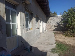 ИПОТЕКАГА ховли уй сотилади 6.3 сотих 3 хона