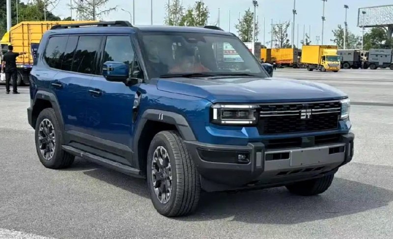 Jetour готовит к выходу большой гибридный кроссоверНа автосалоне в Чэнду китайск