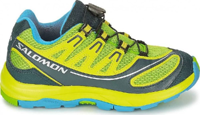 Кроссовки Salomon треккинговые, Кроссовки SKECHERS, свободная рубашка Stradivarius, кожаная сумочка