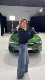 Новый Opel Astra Facelift ✨ Подсвечиваемые логотип и компас — даже днем. А также