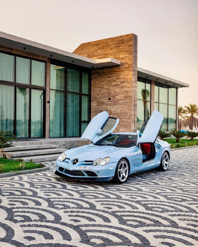 Mercedes-Benz SLR McLaren