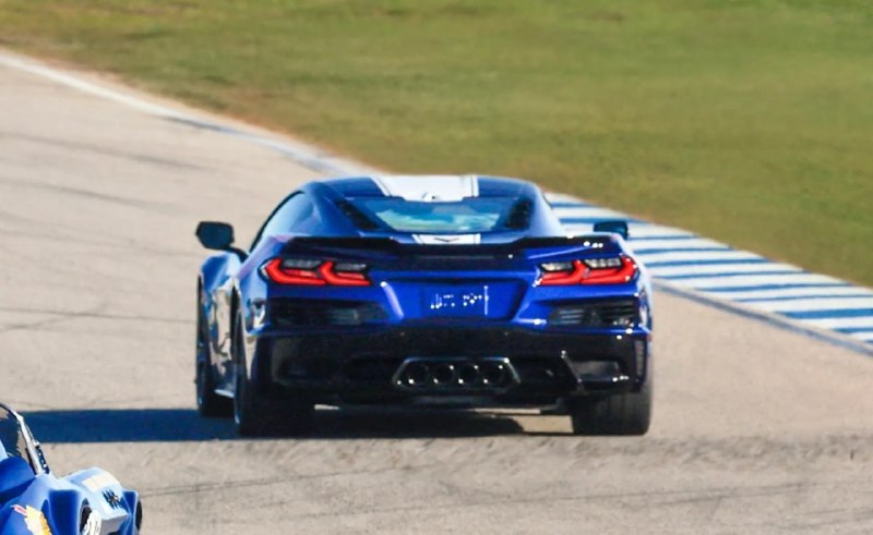 Corvette Grand Sport нового поколения показали до премьеры 2