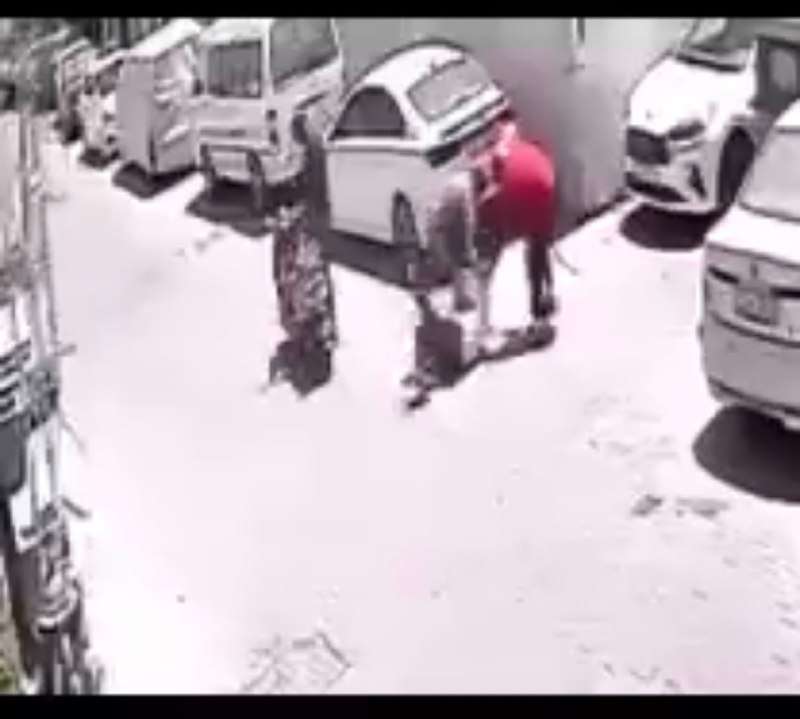 بمتابعة شخصية من الوكيل الأقدم.. القبض على المعتدين على شرطي مرور في الكرادة خلال وقت قياسي شخصية من الوكيل الأقدم.. القبض على المعتدين على شرطي مرور في الكرادة خلال وقت قياسي