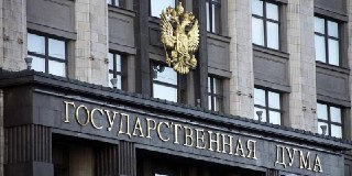 В Думе хотят снова ужесточить миграционное законодательство — несмотря на серьезный дефицит рабочих рук, который грозит РФ замедлением экономикиВ Госдуму внесли законопроект, который позволит аннулировать вид на жительство (ВНЖ) или разрешение на временное