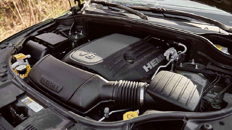 Stellantis увеличит выпуск V8 Hemi до 100 тысяч мо...