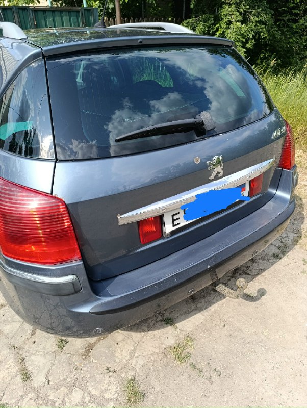 Правда, обмен peugeot 407 sw 2.0 2006 г, 6ст мкп оцинкован, панорамная крыша, датчики дождя и света,... - фотография