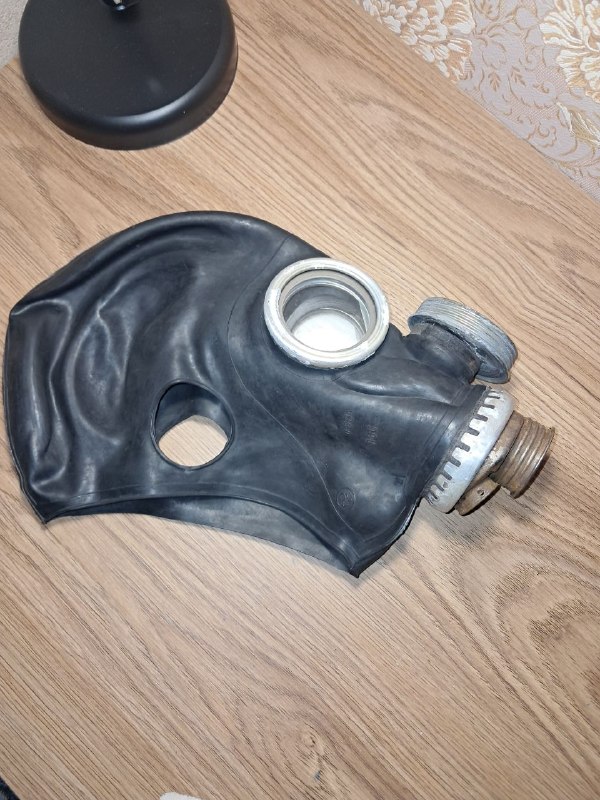 Противогаз гп-5 м, сумка eastpak