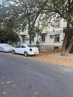 Продаётся под нежилой , ор. Нукус ул.Бывший гламур. Мирабадский