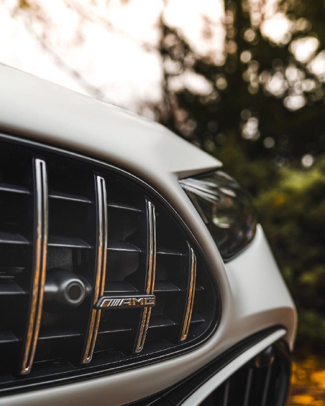 Mercedes-AMG SL 63 5