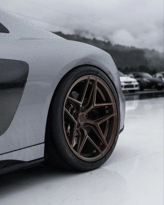Audi R8 8