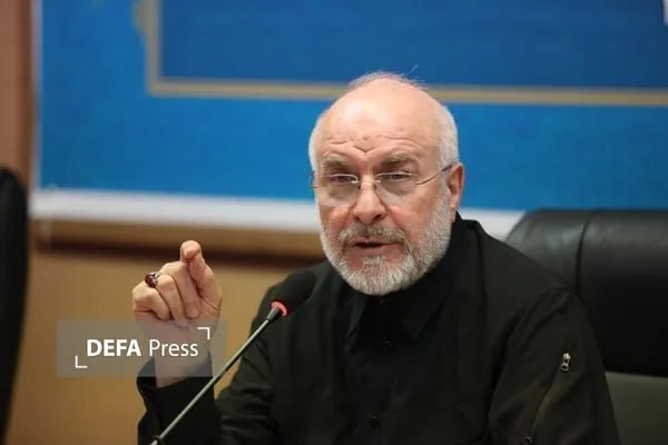 خبرگزاری دفاع مقدس: 💢قالیباف: کشورهای منطقه به دنبال شکل‌دهی به ترتیبات امنیتی و اقتصادی جدید هستند 🔸رئیس مجلس شورای اسلامی در واکنش به تهدی