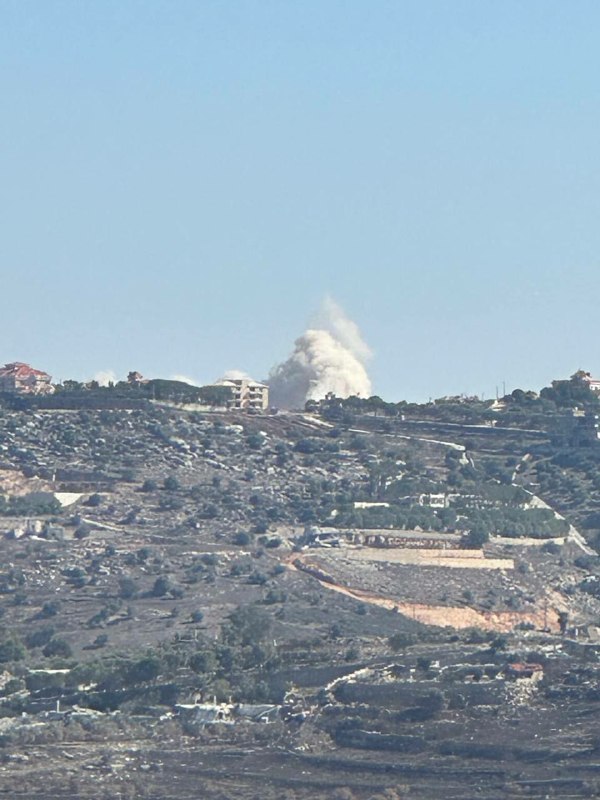 Urgent: The occupation is carrying out a bombing in the town of al-Tiri, south of Lebanon.
