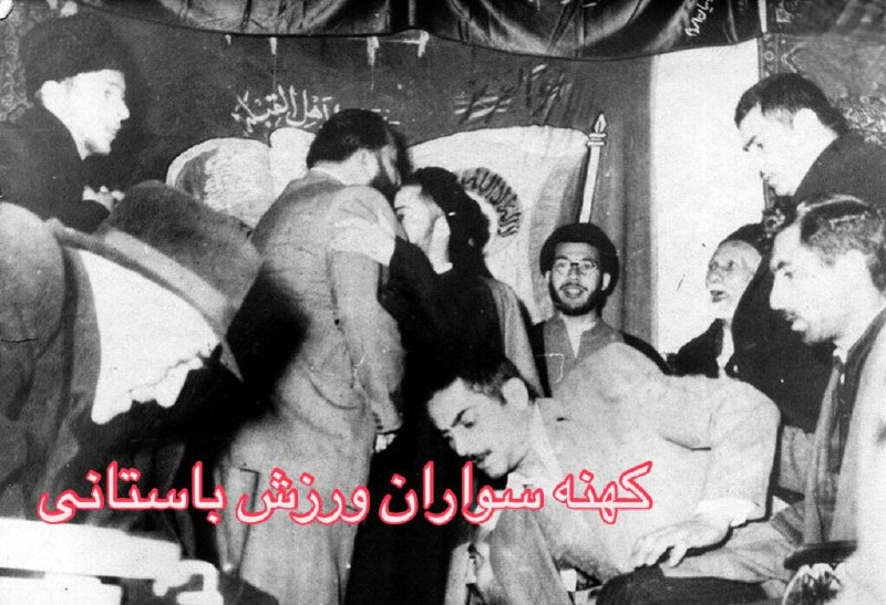 ورزش زورخانه ای کشور: دیدار و روبوسی نواب صفوی و شعبان جعفریلازم به ذکر است که شعبان جعفری کمک های ماهیانه ای به هیئت مؤتلفه اسلامی و حضرات آی