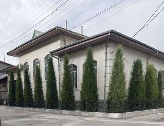 Продаётся в Сергелинском районе дом 1,5 этажный на 6 сотках.