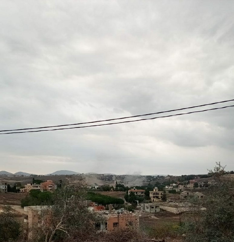 לבנון: ירי מקלעים נמשך לעבר זוותר אל-שרקיה בג'בל עמל בבוקר כאשר כלי רכב צבאיים ישראליים נכנסו לעיר.