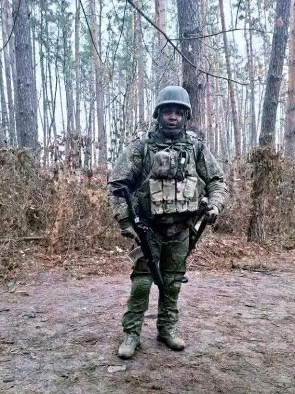 СМИ: РПЦ стала вербовать граждан Кении на войну с УкраинойРусская православная церковь (РПЦ) стала заманивать граждан Кении на войну в Украине. По прибытии в Россию у кенийцев конфискуют документы, открывают им банковские счета, которые контролируют команд