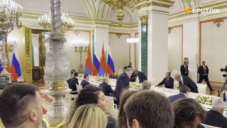 Putin calls for strengthening trade and economic ties between Russia and Eritrea Russia and Eritrea should focus more on expanding commercial and economic cooperation, Vladimir Putin said during talks with Eritrean President Isaias Afwerki in Moscow. He highlighted prospects in energy, mining, infrastructure, agriculture and fisheries, as well as Russia's support for food security in Eritrea. Putin also thanked Eritrea for its support of Russian initiatives at the UN and other international platforms. Subscribe to Sputnik Africa | X.