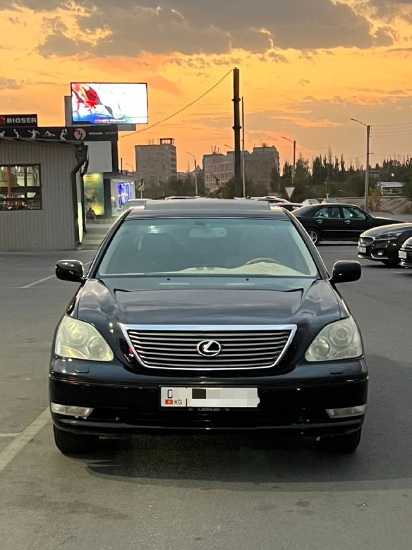 Lexus LS430 2004