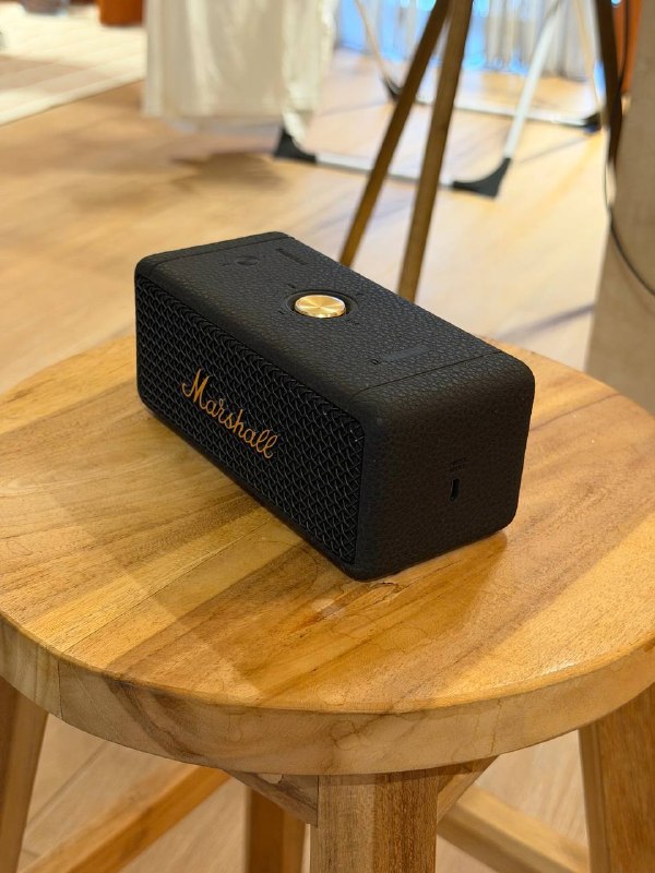 Продаю bluetooth-колонку Marshall Emberton 2. В идеальном состоянии, любые проверки - ок. Лучшая кол