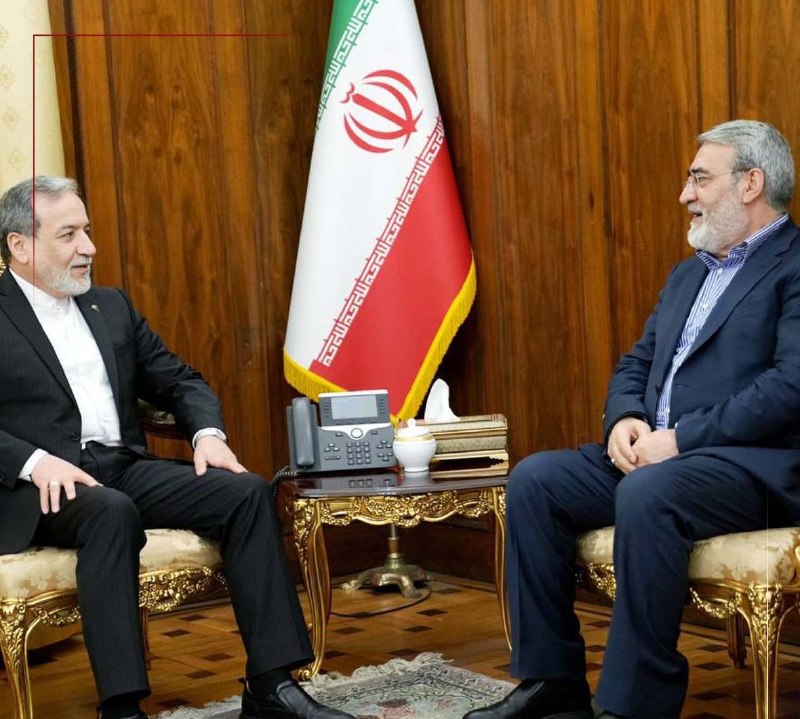 کانال خبری افکارنیوز: تأکید عراقچی بر ضرورت بهرهگیری از ظرفیتهای موجود ایران و چین🔹عبدالرضا رحمانی فضلی، سفیر جمهوری اسلامی ایران در چین، ام