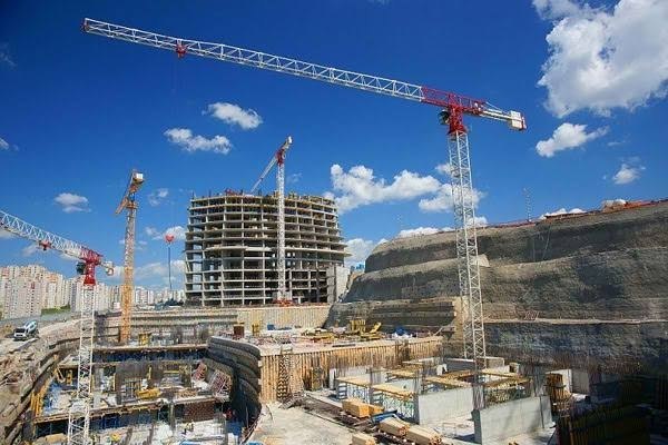 اتاق ايران آنلاین: فعالان حوزه پیمانکاری درباره وضعیت این صنعت چه گفتند؟🔴 شرکت‌های پیمانکاری تحت تاثیر چالش‌های داخلی و خارجی ادامه می‌دهند