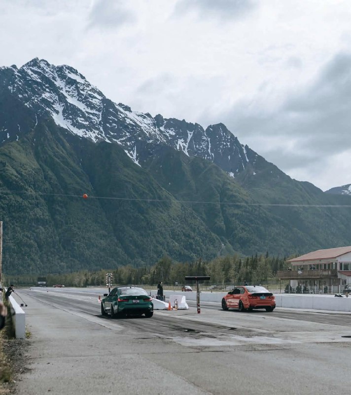 Аляска, трек, G80 M3 с S55 — и вот тебе 11.247 на 119 милях в час. А потом приех