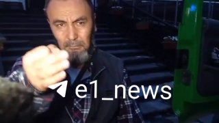 Водитель автобуса, который въехал в толпу пешеходов в Екатеринбурге, рассказал журналистам портала Е1 о причинах ДТП.