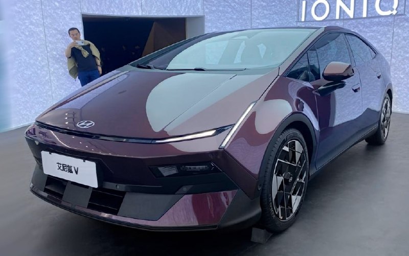 Hyundai показал Ioniq V — отдельную модель для Китая